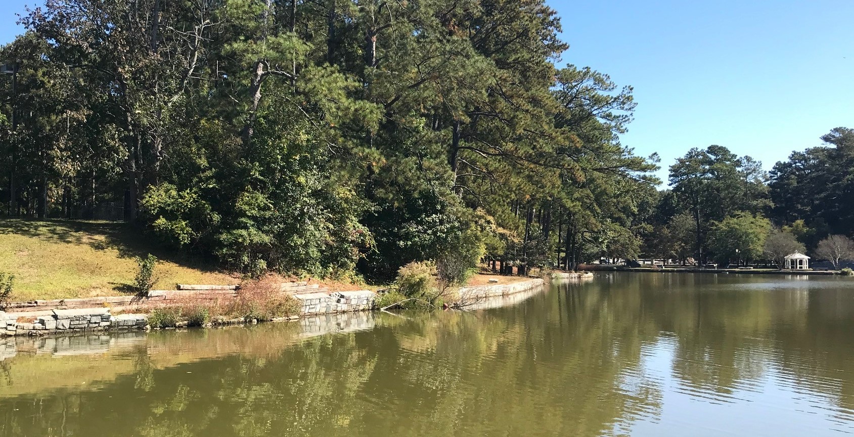 Pate Lake wall